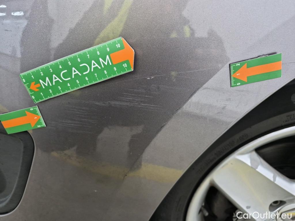  Renault  Megane  III Berline 5pt. Life 1.5 dCi 95CV BVM6 E5 #32