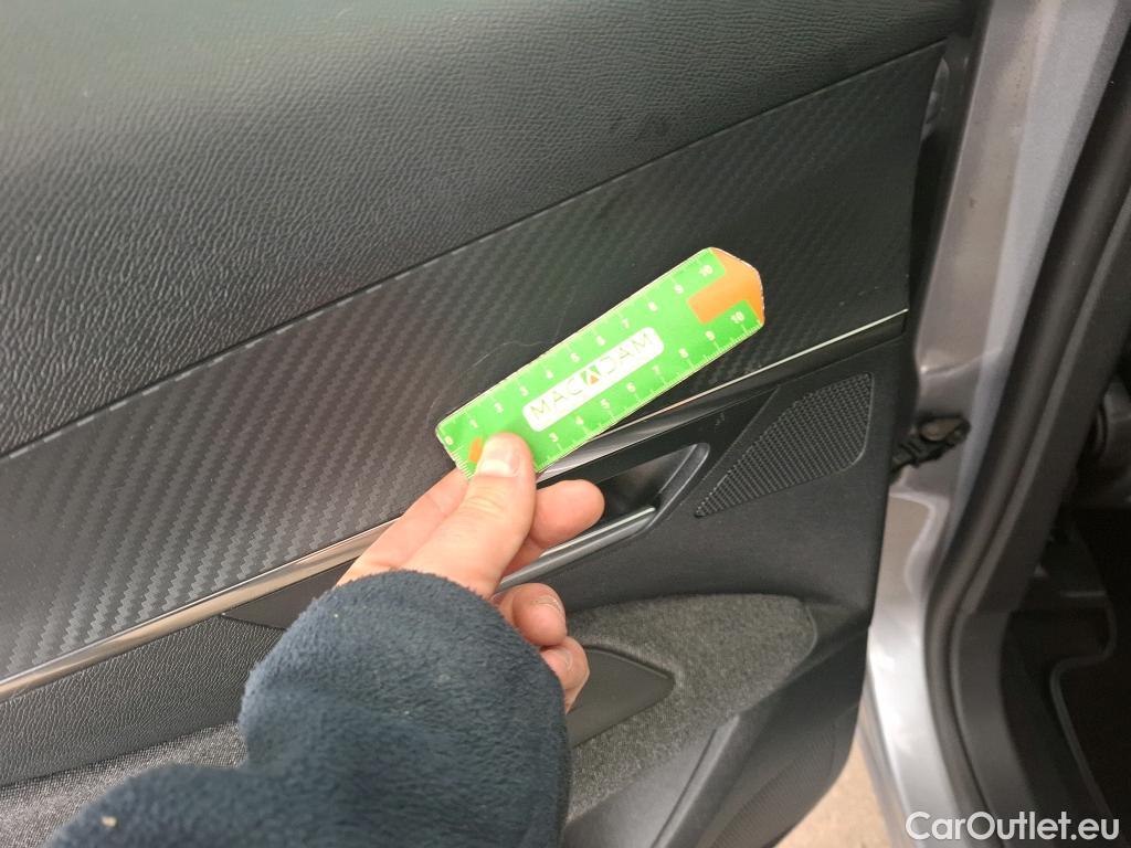  Peugeot  3008  Active Business 1.5 HDi 130CV BVA8 E6d #15