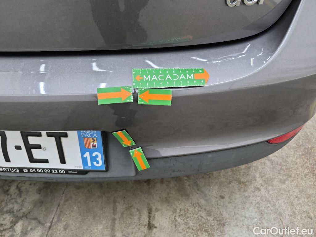  Renault  Megane  III Berline 5pt. Life 1.5 dCi 95CV BVM6 E5 #50