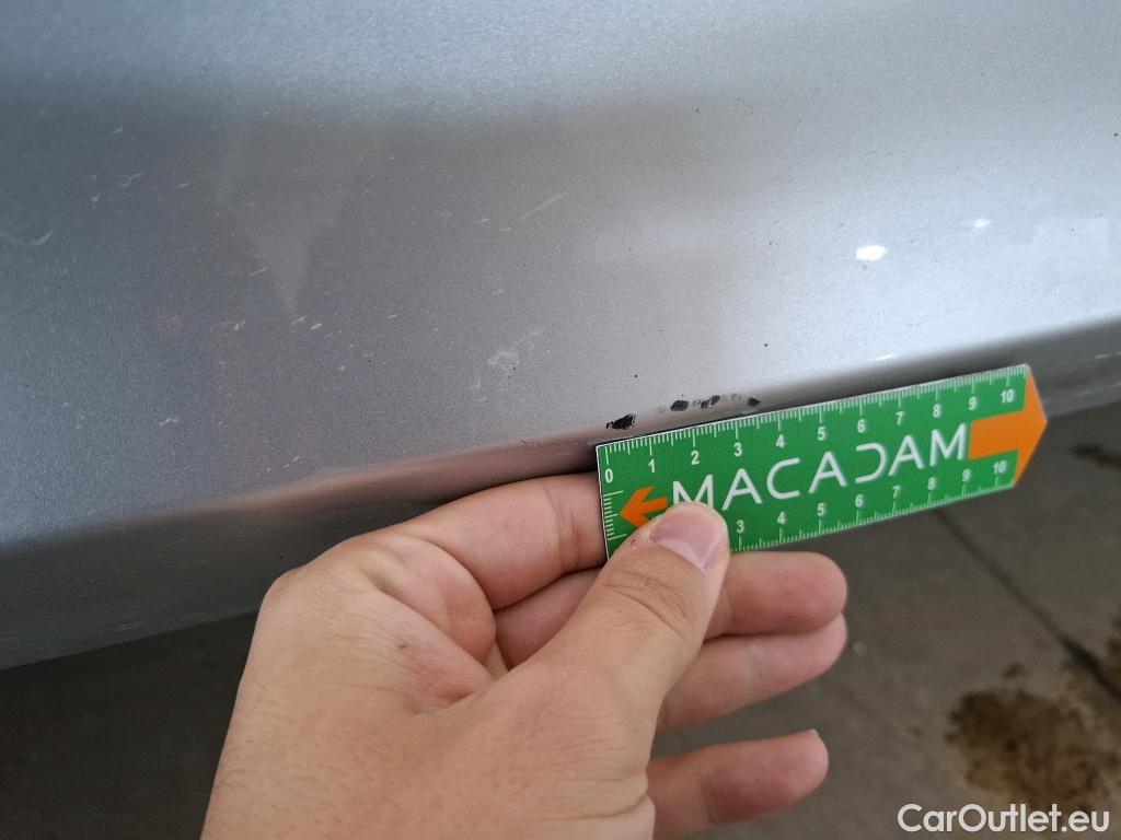  Volkswagen  Tiguan VOLKSWAGEN  / 2020 / 5P / SUV 2.0 TDI 150 DSG7 R-Line #29