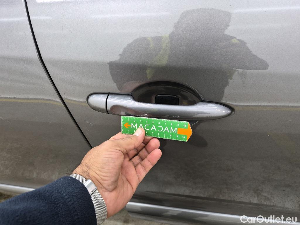  Renault  Megane  III Berline 5pt. Life 1.5 dCi 95CV BVM6 E5 #16