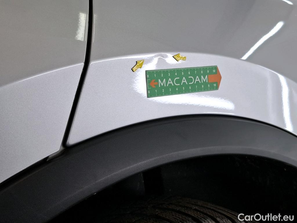  Volkswagen  Tiguan VOLKSWAGEN  / 2020 / 5P / SUV 2.0 TDI 150 DSG7 R-Line #17