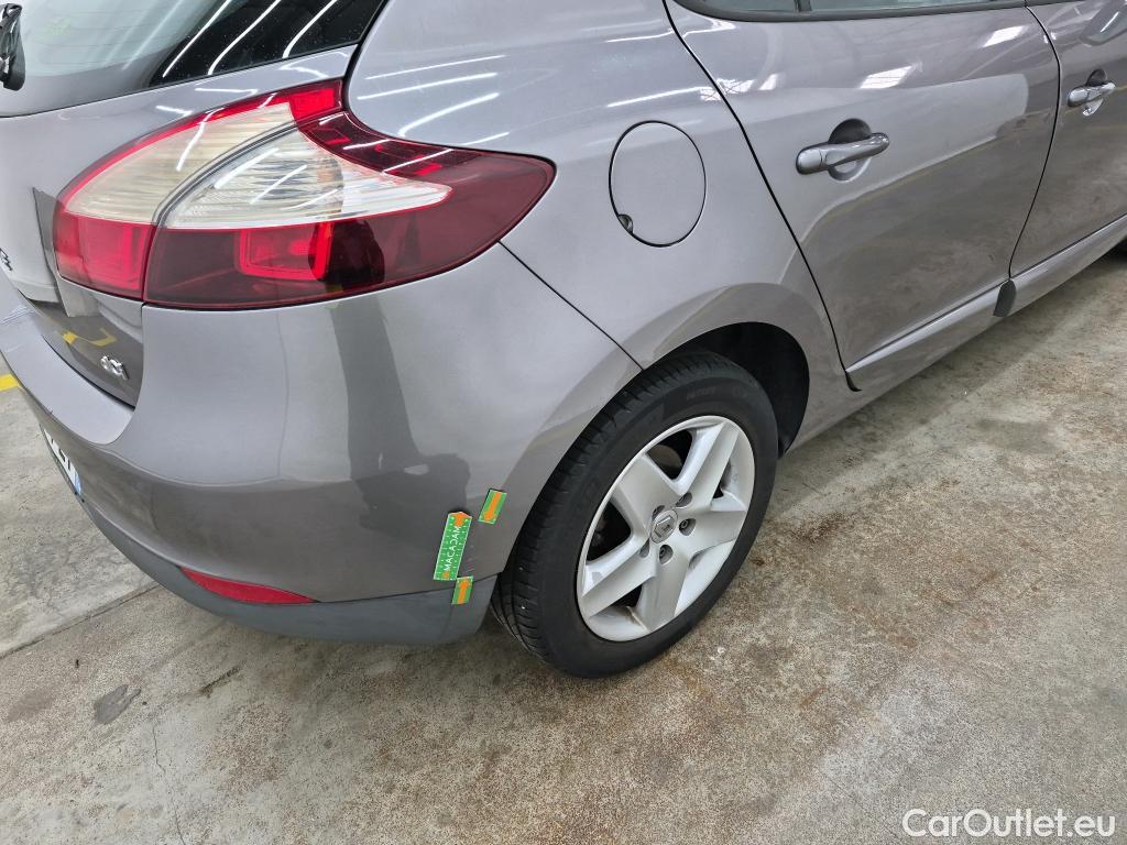  Renault  Megane  III Berline 5pt. Life 1.5 dCi 95CV BVM6 E5 #53
