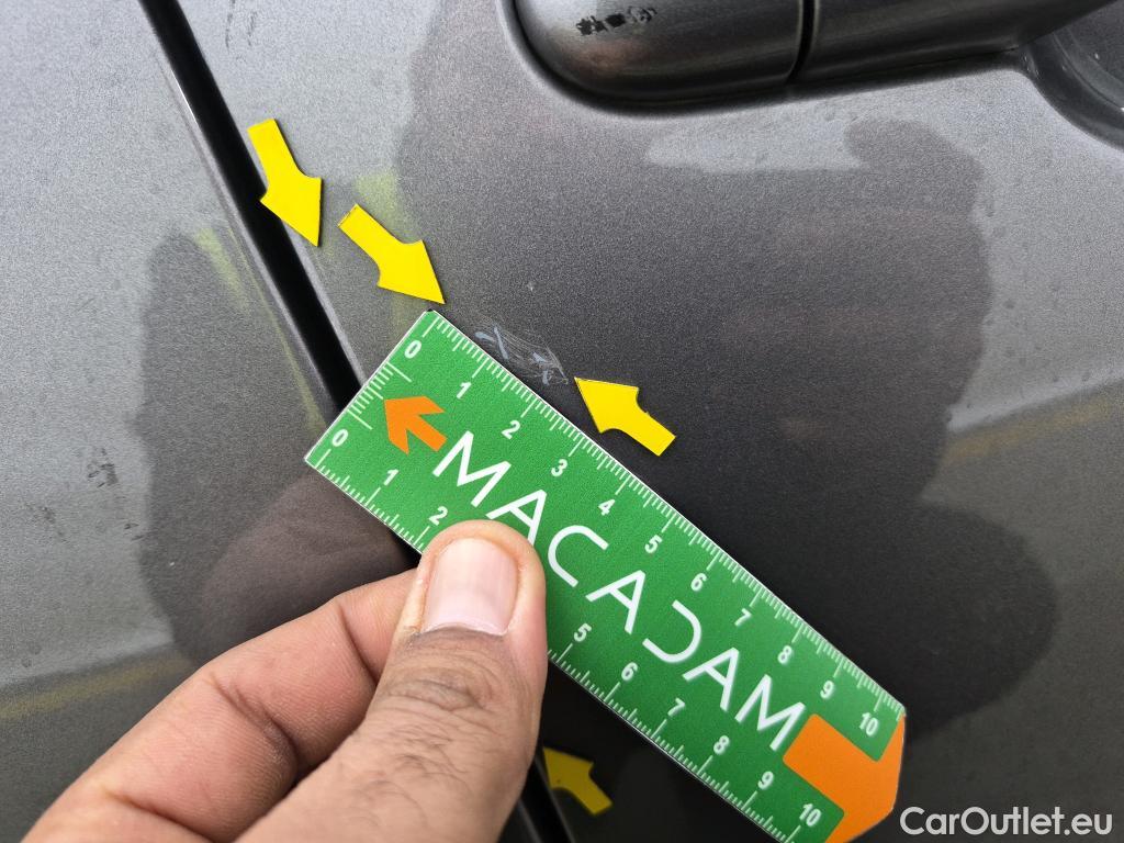  Renault  Megane  III Berline 5pt. Life 1.5 dCi 95CV BVM6 E5 #47