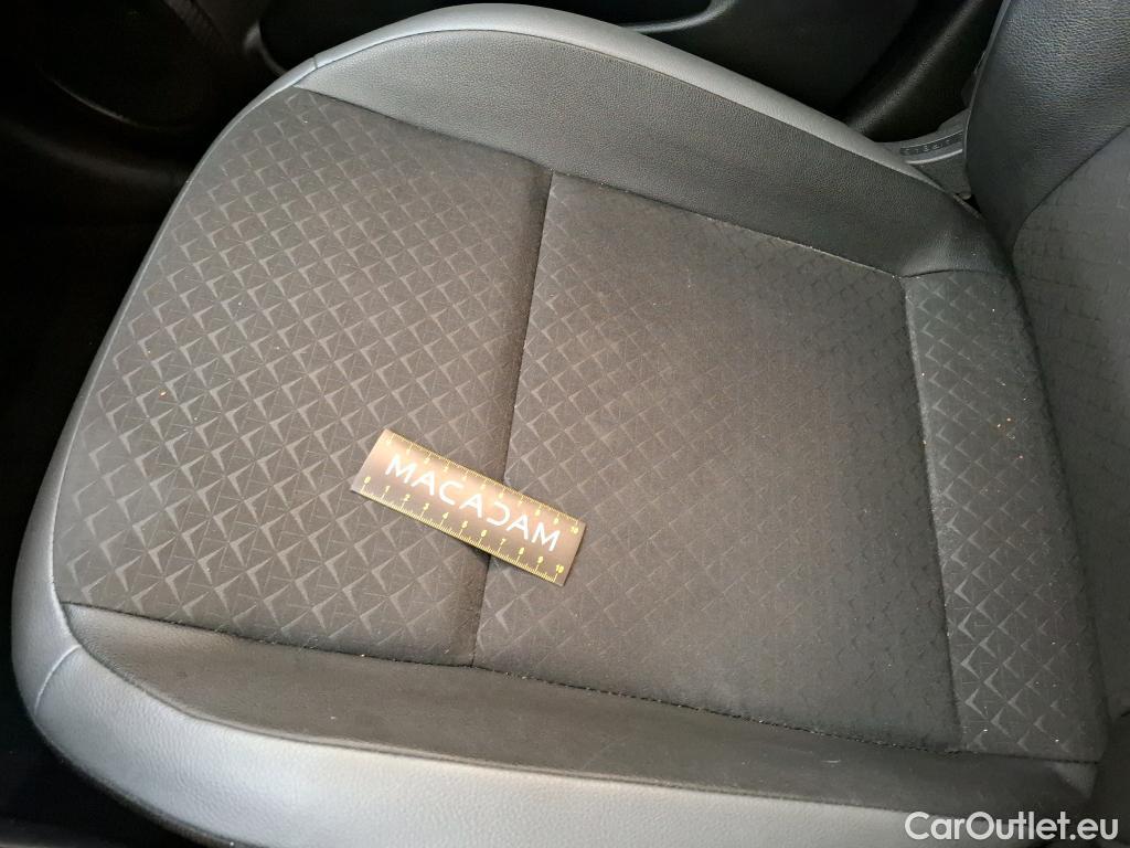  Nissan  Juke NISSAN  / 2019 / 5P / Crossover Hybrid 145 Business+ #21