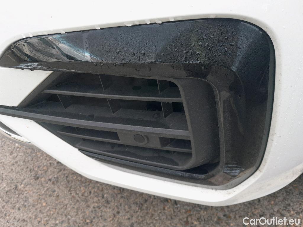  Volkswagen  Touareg VOLKSWAGEN  / 2018 / 5P / todoterreno Premium 3.0 TDI 170kW (231CV) Tip 4Mot #9