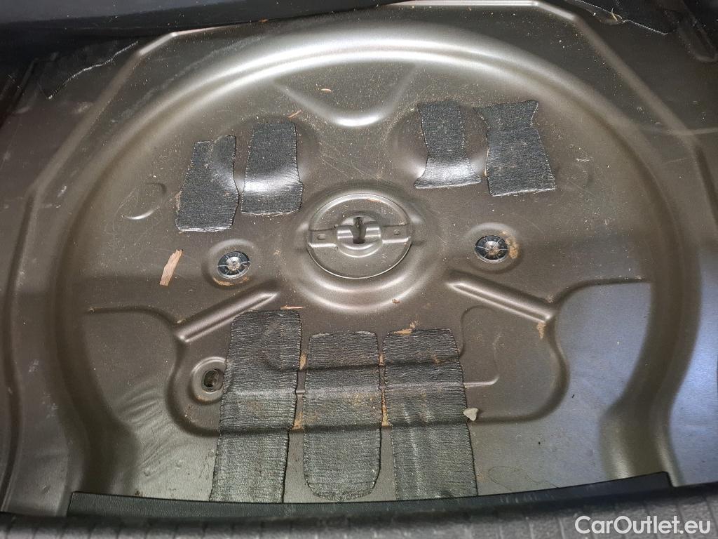  Volkswagen  Tiguan VOLKSWAGEN  / 2020 / 5P / SUV 2.0 TDI 150 DSG7 R-Line #15