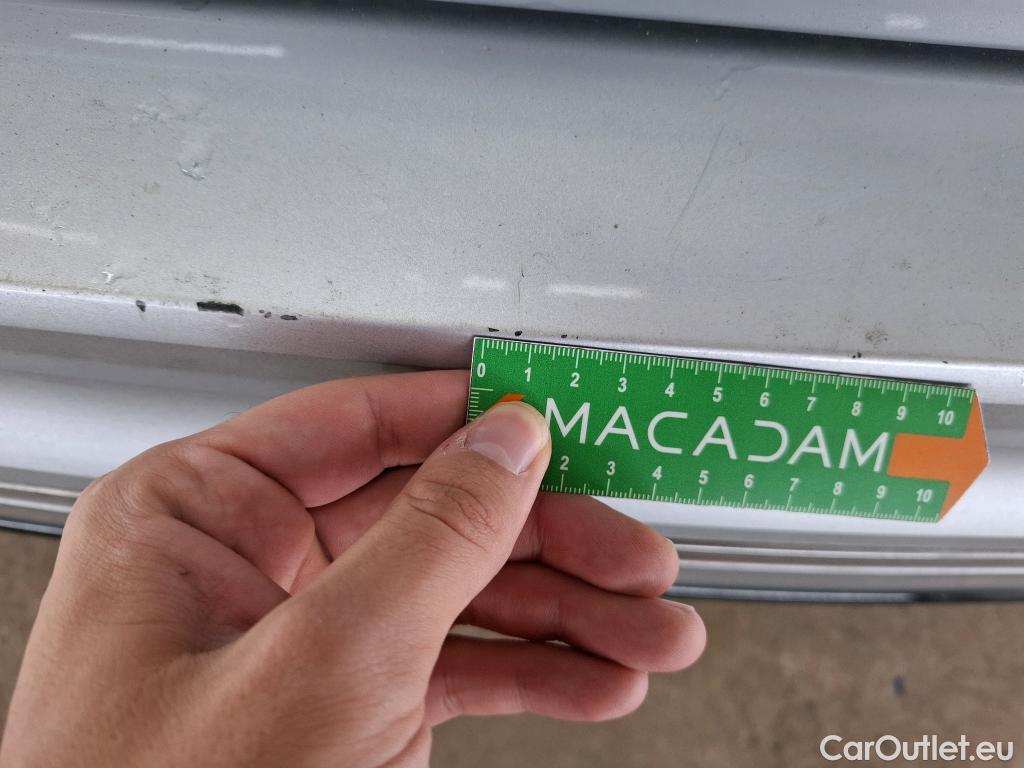  Volkswagen  Tiguan VOLKSWAGEN  / 2020 / 5P / SUV 2.0 TDI 150 DSG7 R-Line #3