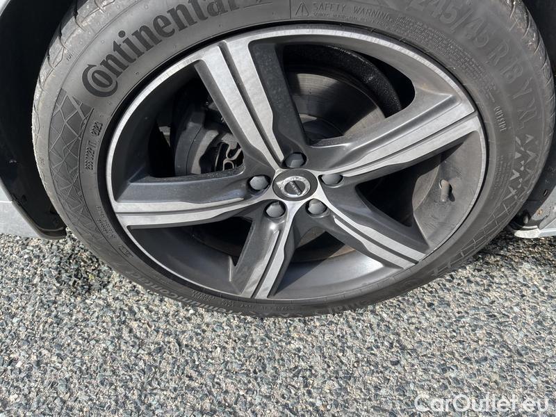  Volvo  V90 V 90 Kombi (2016)  2.0D4 R-Design AT #2