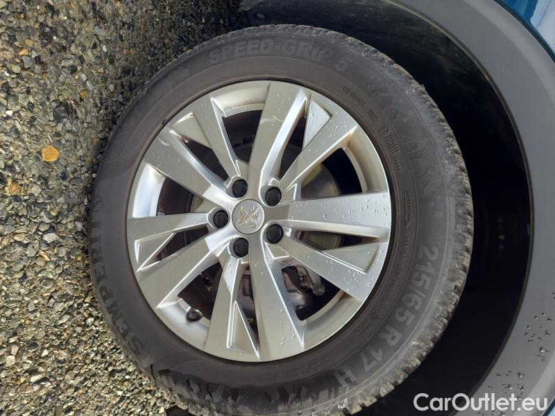  Peugeot  3008  (2016)  1.2PT 130 ACTIVE PACK AT #9