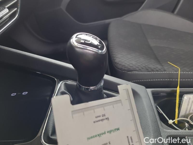  Skoda  Octavia  Lim. (NX3)(2020)  1.5TSI 110 Style 5d #9