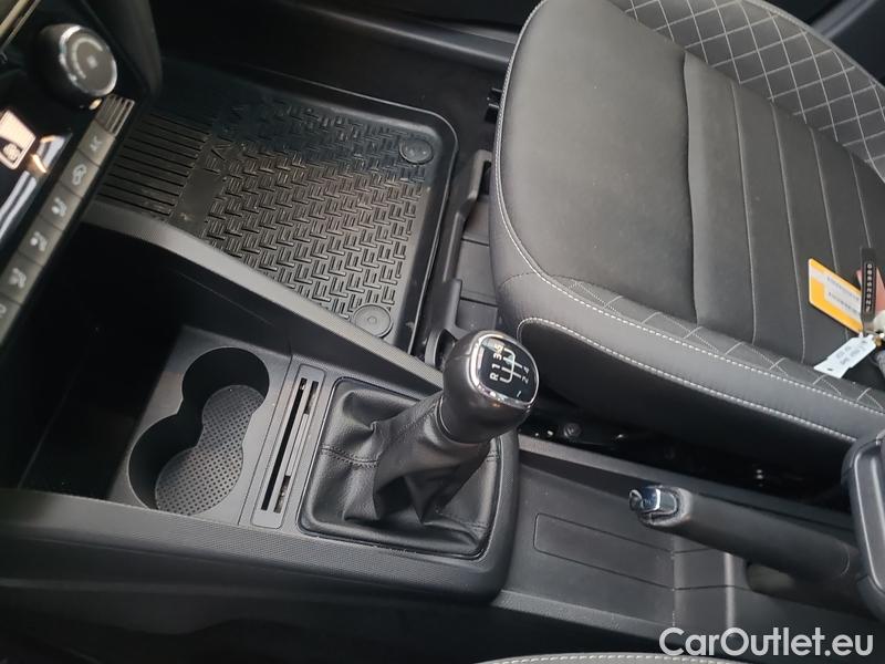  Skoda  Fabia  Combi (2015) Com.1.0TSI 70 Ambition 5d #10