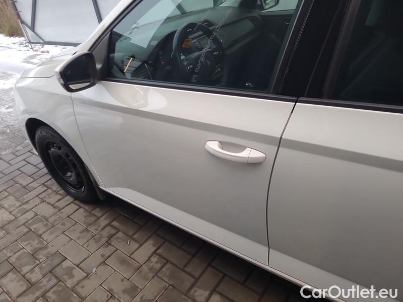 Skoda  Fabia  Combi (2015) Com.1.0TSI 70 Ambition 5d #5
