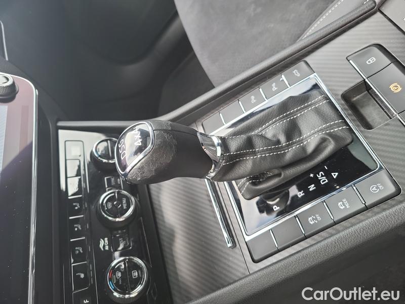  Skoda  Superb  (3V3)(2015) 2.0TSI 206 SportL 4x4 AT #5