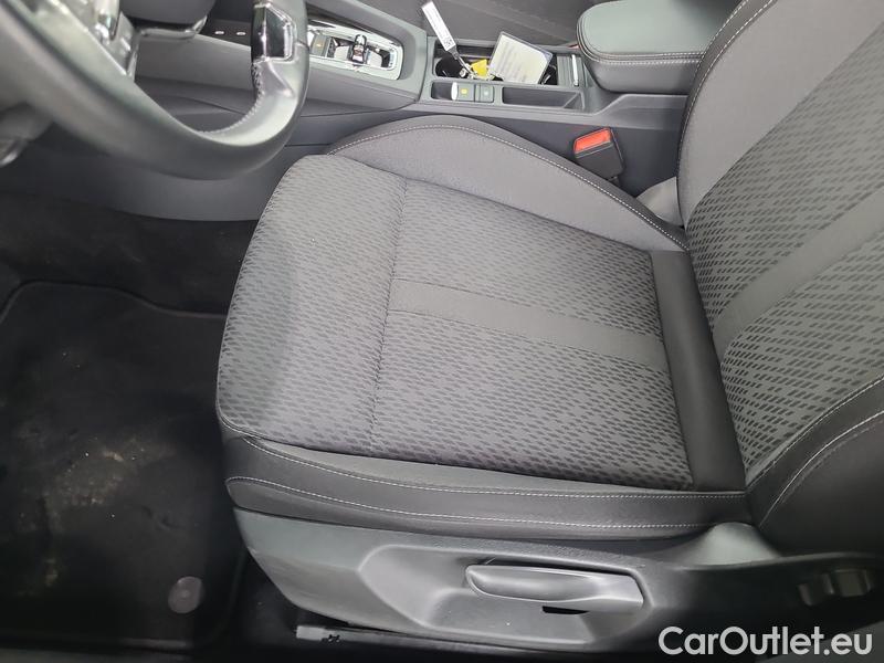  Skoda  Octavia  Lim. (NX3)(2020) Oct. 2.0TDI 110 Style AT 5d #7