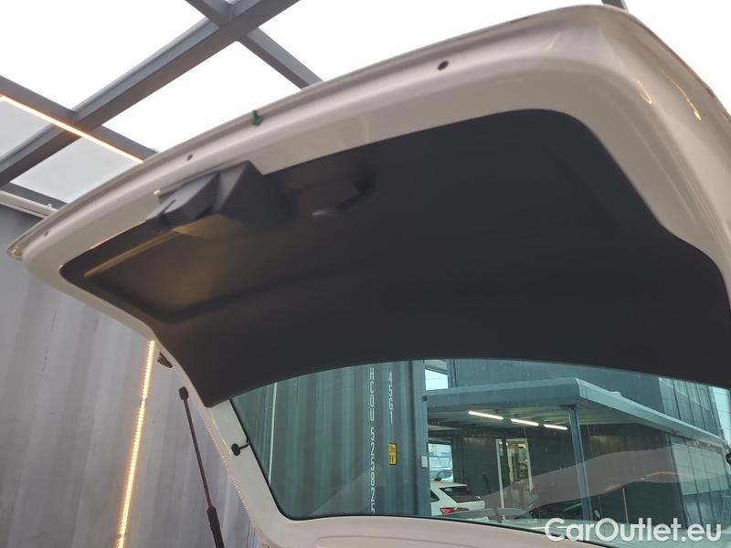  Skoda  Fabia  Combi (2015) Com.1.0TSI 70 Ambition 5d #16