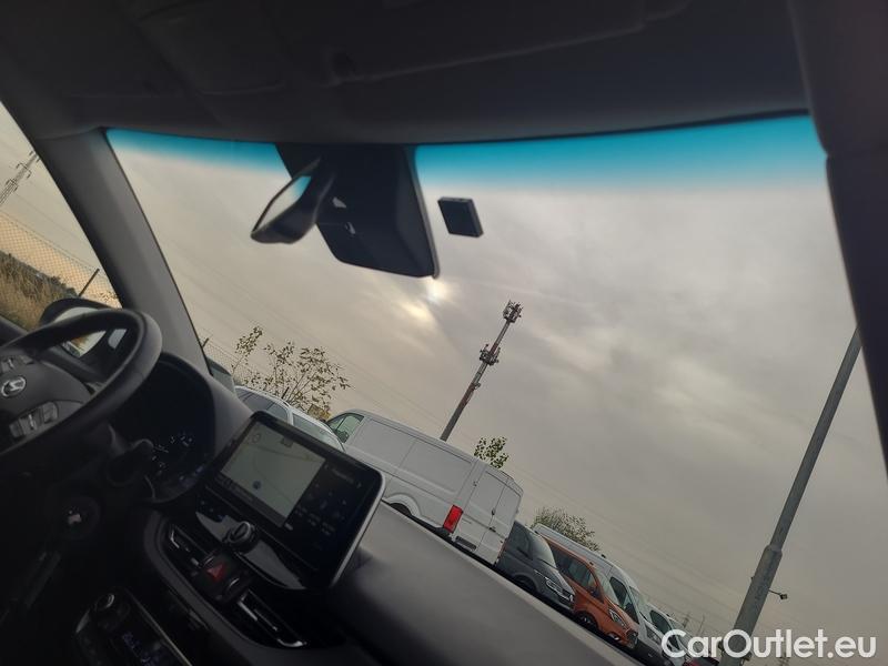  Hyundai  i30  (PD)(01.2017  ->)  kom.1.5T-GDI Family Smart #13