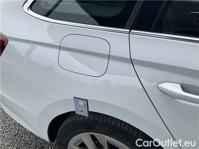  Skoda  Octavia Oct.Combi 2.0TDI 110 Style AT #12