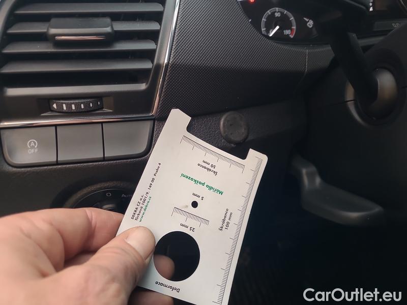  Skoda  Fabia  Combi (2015) Com.1.0TSI 70 Ambition 5d #12