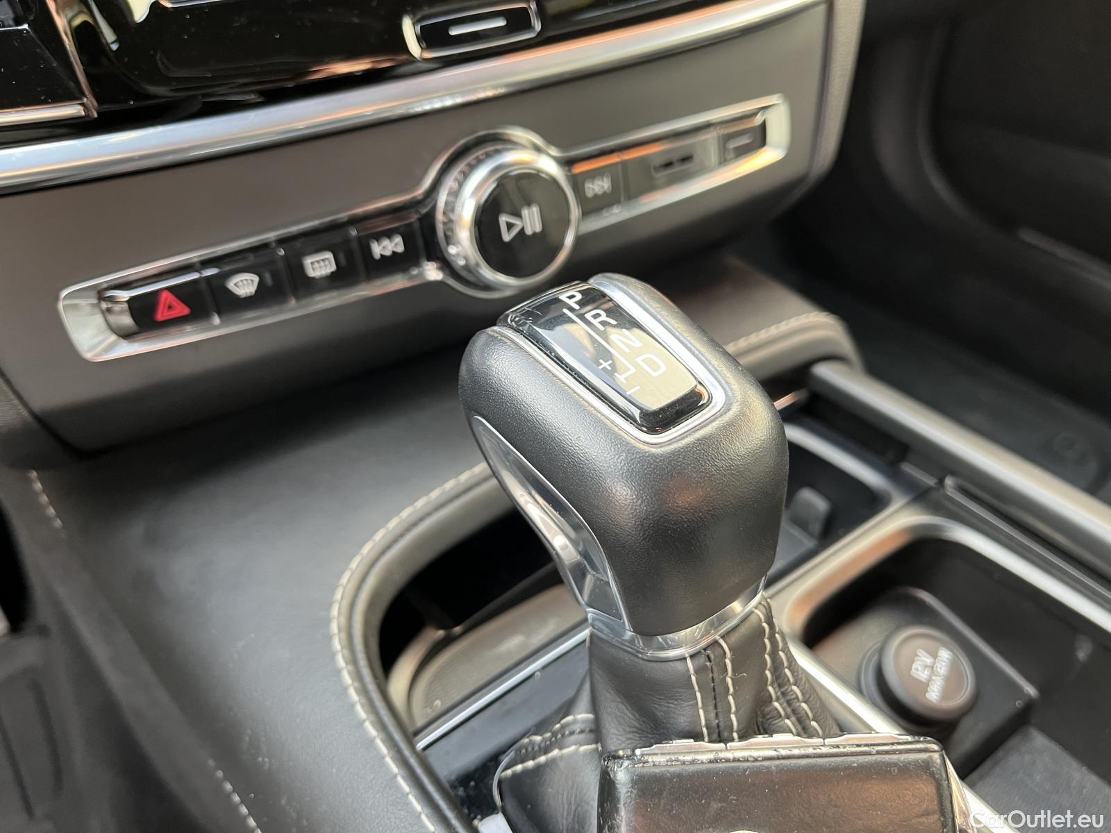  Volvo  V90 V 90 Kombi (2016)  2.0D4 R-Design AT #11