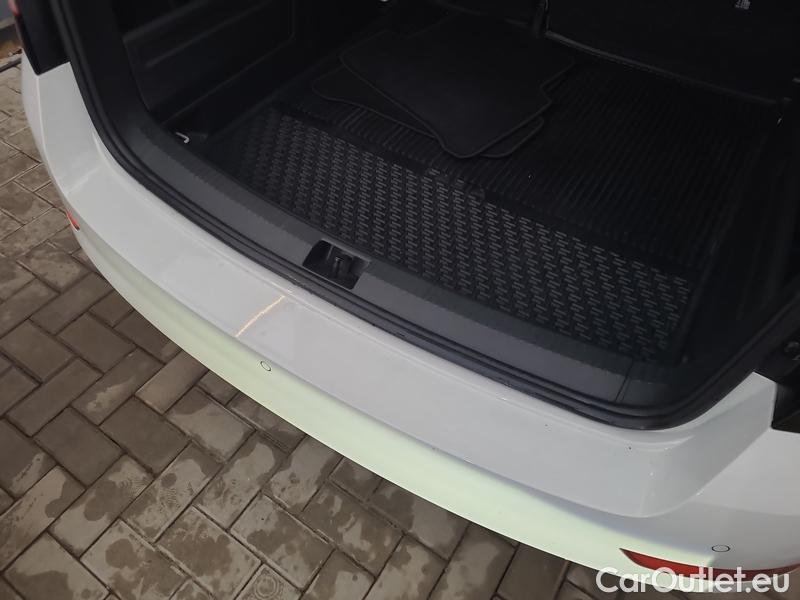  Skoda  Fabia  Combi (2015) Com.1.0TSI 70 Ambition 5d #17