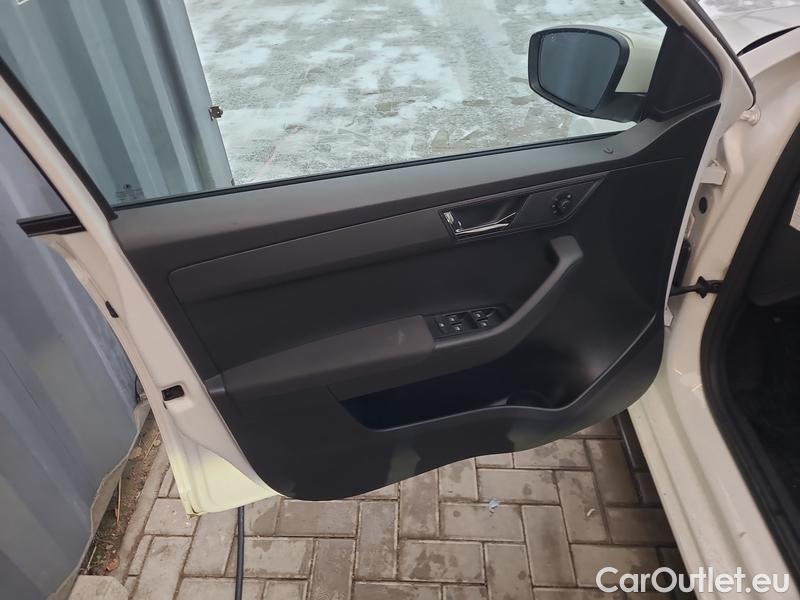  Skoda  Fabia  Combi (2015) Com.1.0TSI 70 Ambition 5d #6