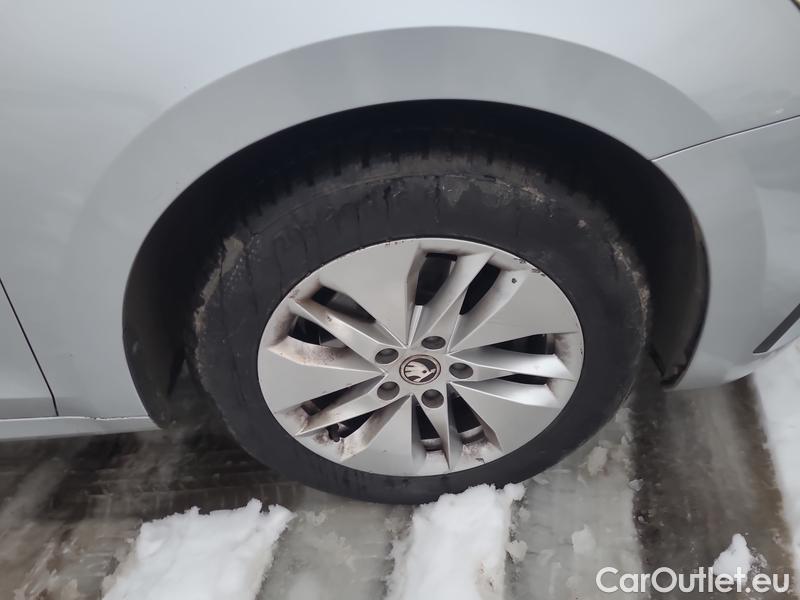  Skoda  Octavia  Combi (NX3)(2020) Oct.Combi 2.0TDI 85 Ambition #28