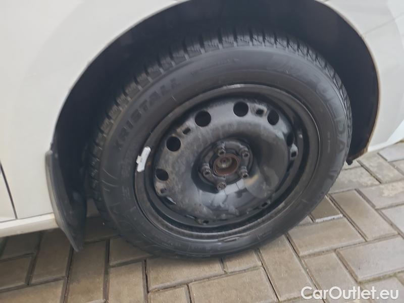  Skoda  Fabia  Combi (2015) Com.1.0TSI 70 Ambition 5d #25