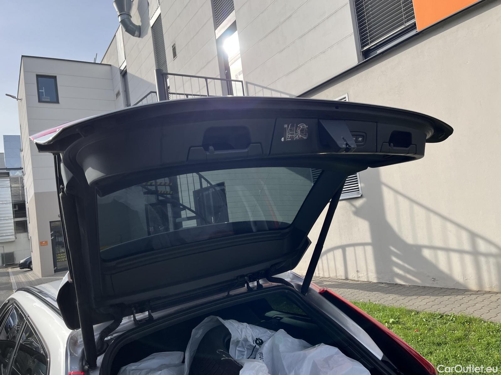  Volvo  V90 V 90 Kombi (2016)  2.0D4 R-Design AT #13