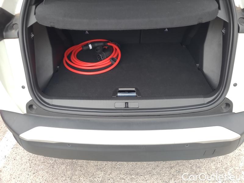  Peugeot  2008  (P1) (2019)  Elektro.e-ALLURE 100 Aut #7