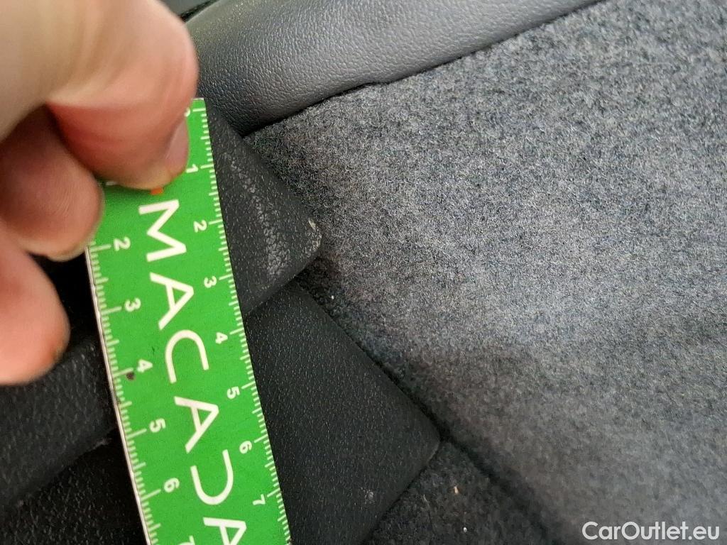  Audi  Q3 AUDI  Sportback / 2019 / 5P / SUV 35 TFSI 150 MHEV S Tronic 7 S LINE #28