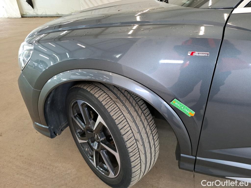  Audi  Q3 AUDI  Sportback / 2019 / 5P / SUV 35 TFSI 150 MHEV S Tronic 7 S LINE #17