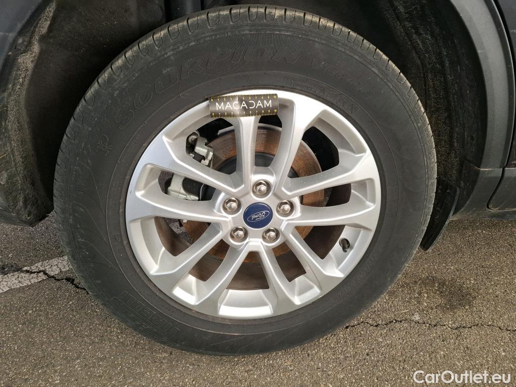  Ford  Kuga FORD  / 2019 / 5P / SUV 190 Hybrid I-AWD(FHEV) Powershi Titanium #21