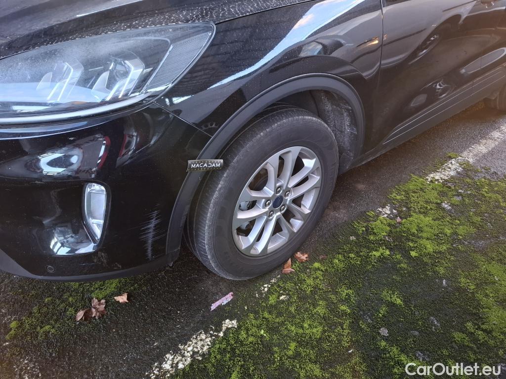  Ford  Kuga FORD  / 2019 / 5P / SUV 190 Hybrid I-AWD(FHEV) Powershi Titanium #55