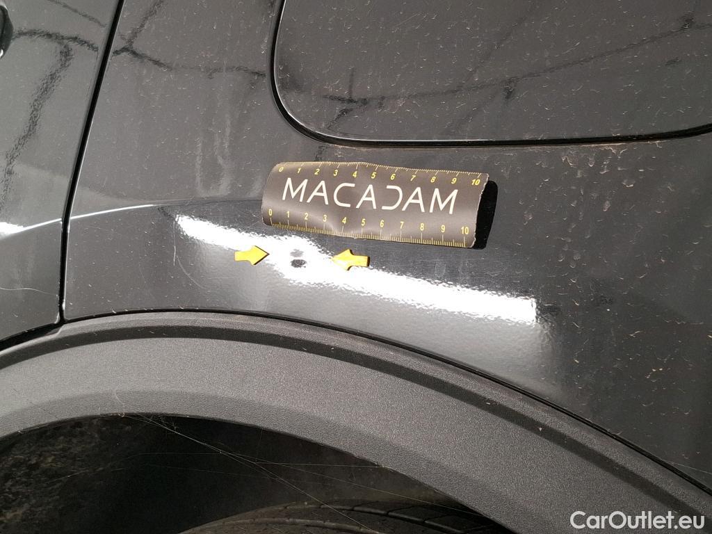  Ford  Kuga FORD  / 2019 / 5P / SUV 190 Hybrid I-AWD(FHEV) Powershi Titanium #4