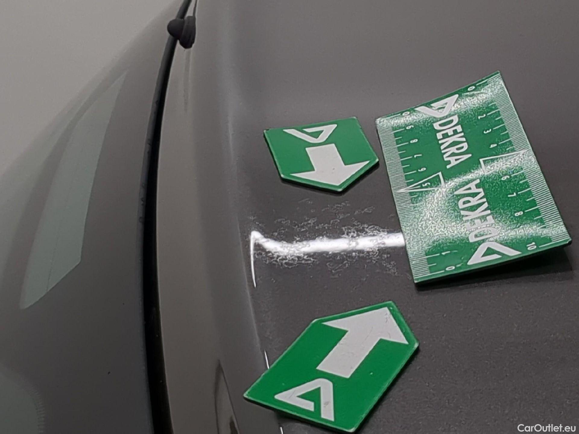  Fiat  500 FIAT  / 2015 / 3P / Berline Hybrid 1.0 BSG 70 ch Dolcevita #8