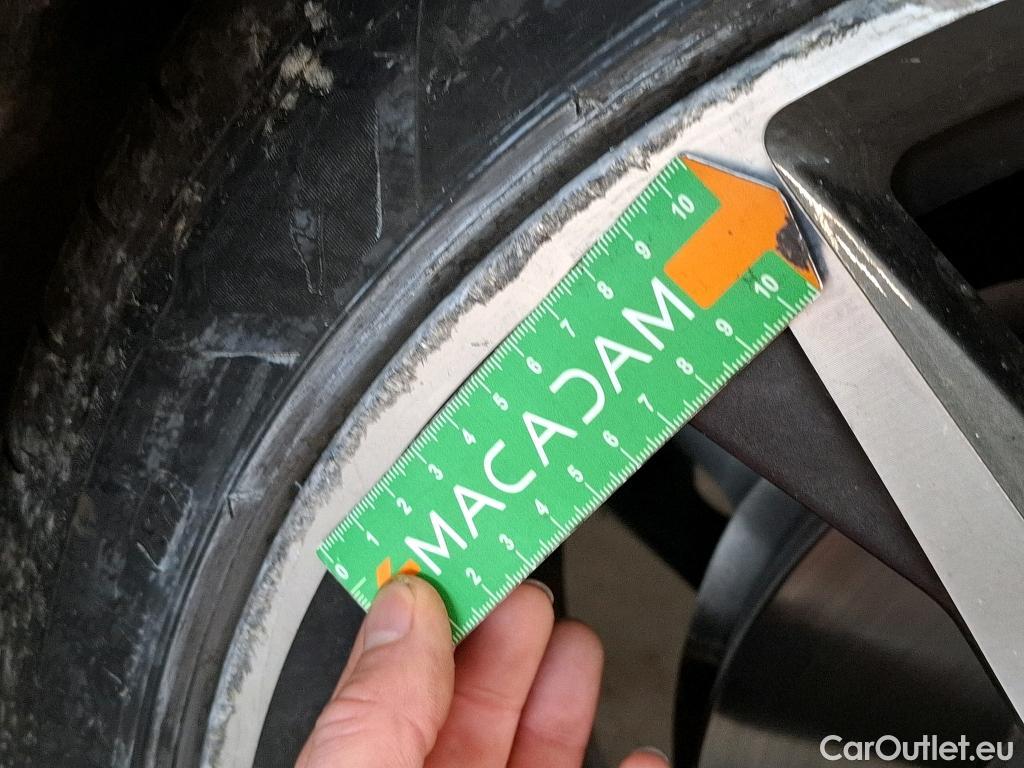  Bmw  X2 BMW  / 2017 / 5P / SUV xDrive25e M Sport BVA6 #24