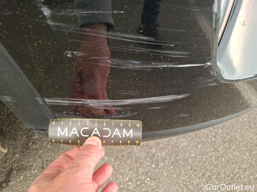  Ford  Kuga FORD  / 2019 / 5P / SUV 190 Hybrid I-AWD(FHEV) Powershi Titanium #19