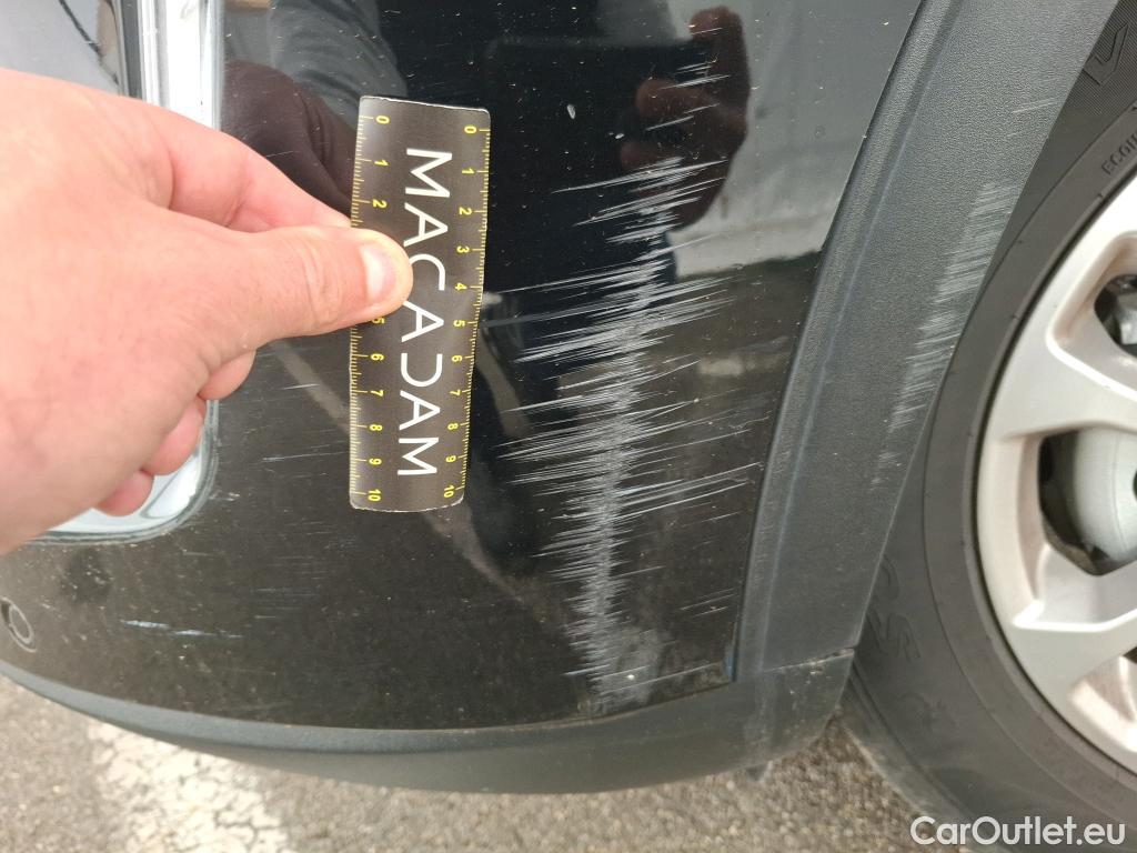  Ford  Kuga FORD  / 2019 / 5P / SUV 190 Hybrid I-AWD(FHEV) Powershi Titanium #20