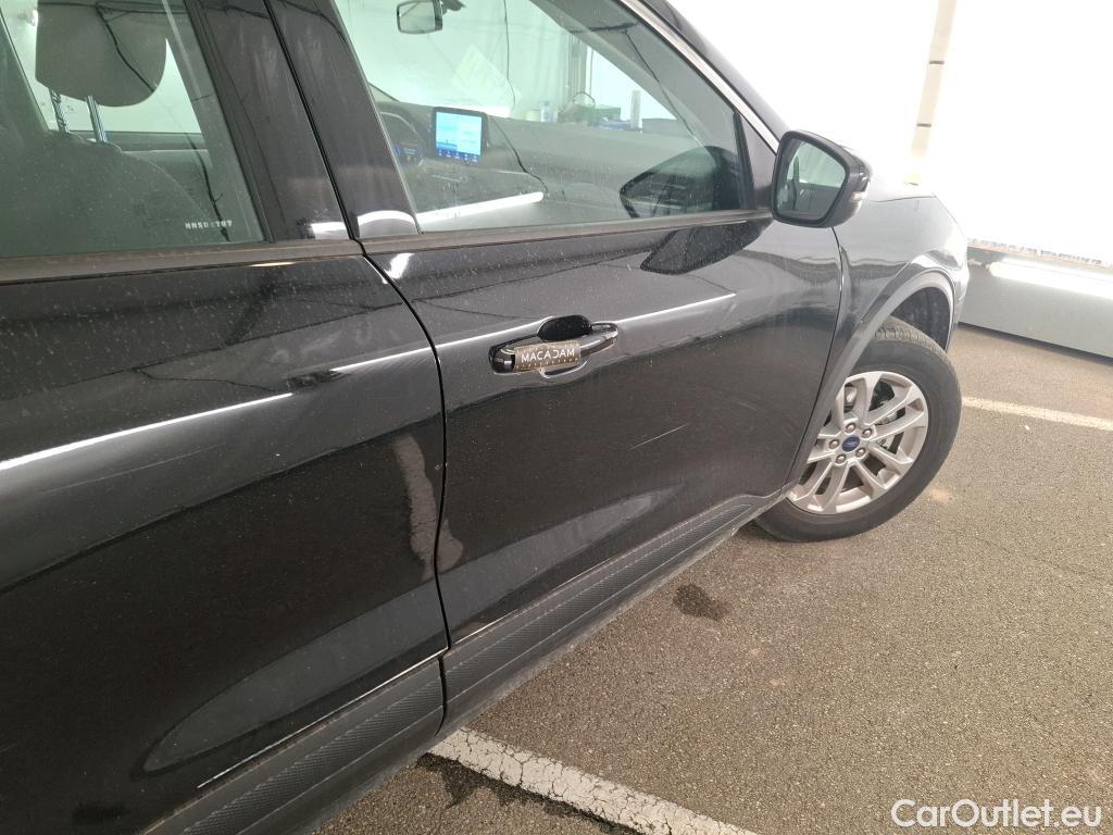  Ford  Kuga FORD  / 2019 / 5P / SUV 190 Hybrid I-AWD(FHEV) Powershi Titanium #43