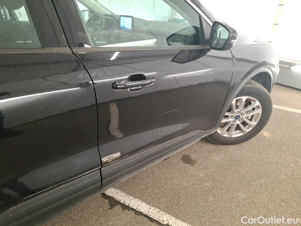  Ford  Kuga FORD  / 2019 / 5P / SUV 190 Hybrid I-AWD(FHEV) Powershi Titanium #14