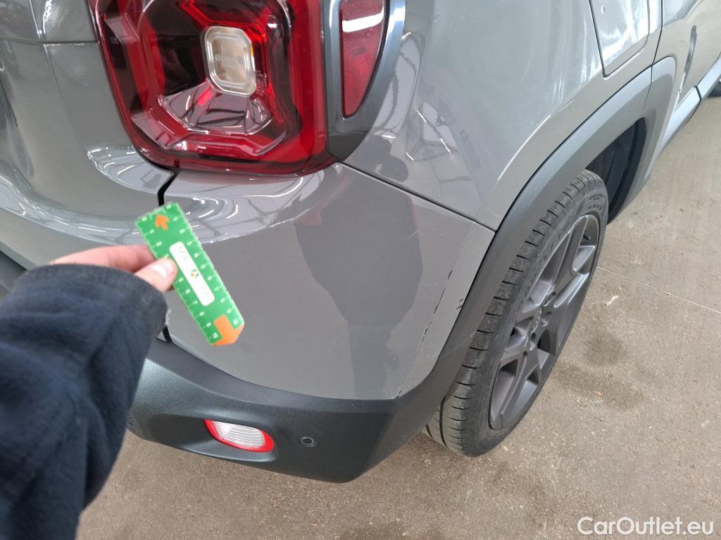  Jeep  Patriot JEEP Renegade / 2018 / 5P / SUV 1.3 TURBO T4 240PS 4XE S #19