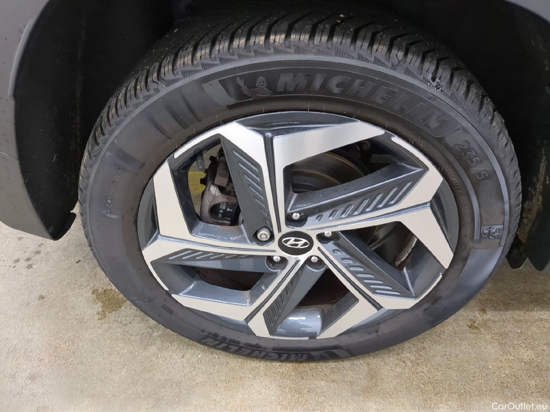  Hyundai  Tucson HYUNDAI  / 2020 / 5P / SUV 1.6 PHEV 265 HTRAC CREATIVE 4WD AUTO #4