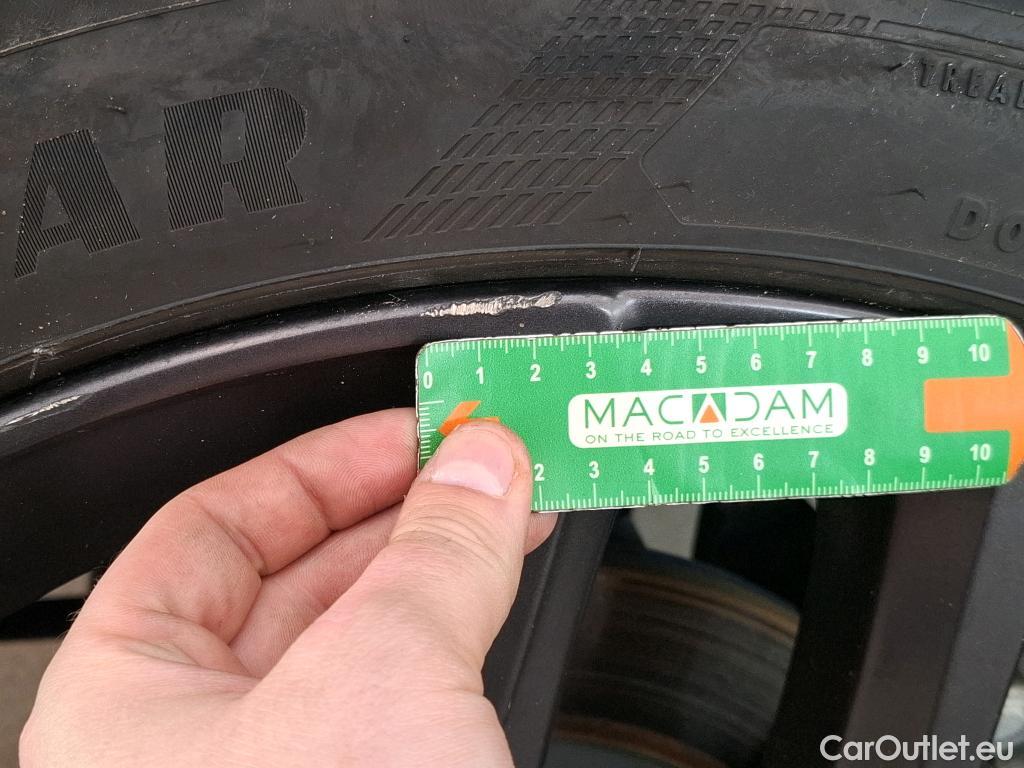  Jeep  Patriot JEEP Renegade / 2018 / 5P / SUV 1.3 TURBO T4 240PS 4XE S #27