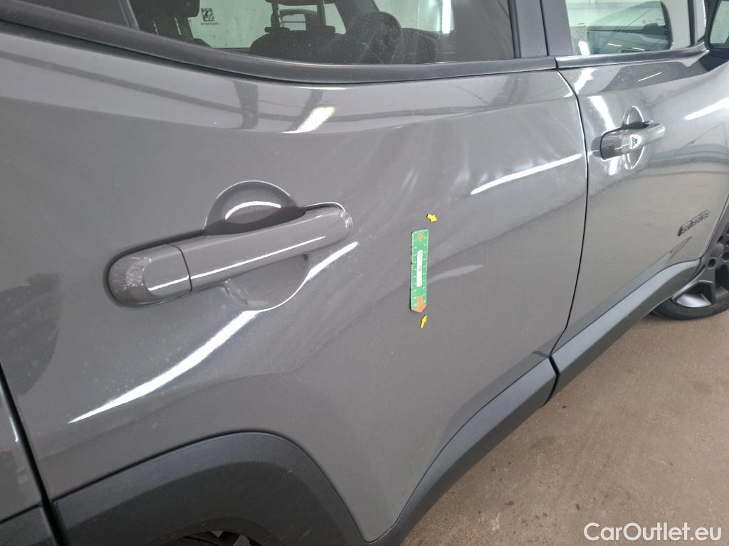  Jeep  Patriot JEEP Renegade / 2018 / 5P / SUV 1.3 TURBO T4 240PS 4XE S #11