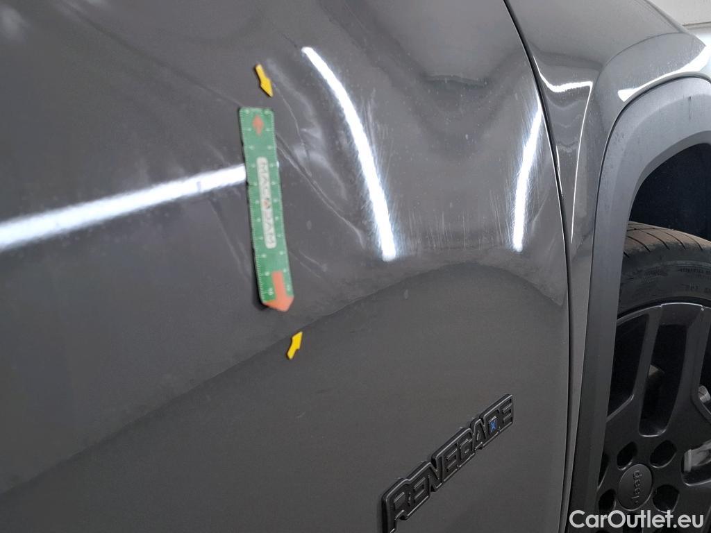  Jeep  Patriot JEEP Renegade / 2018 / 5P / SUV 1.3 TURBO T4 240PS 4XE S #16