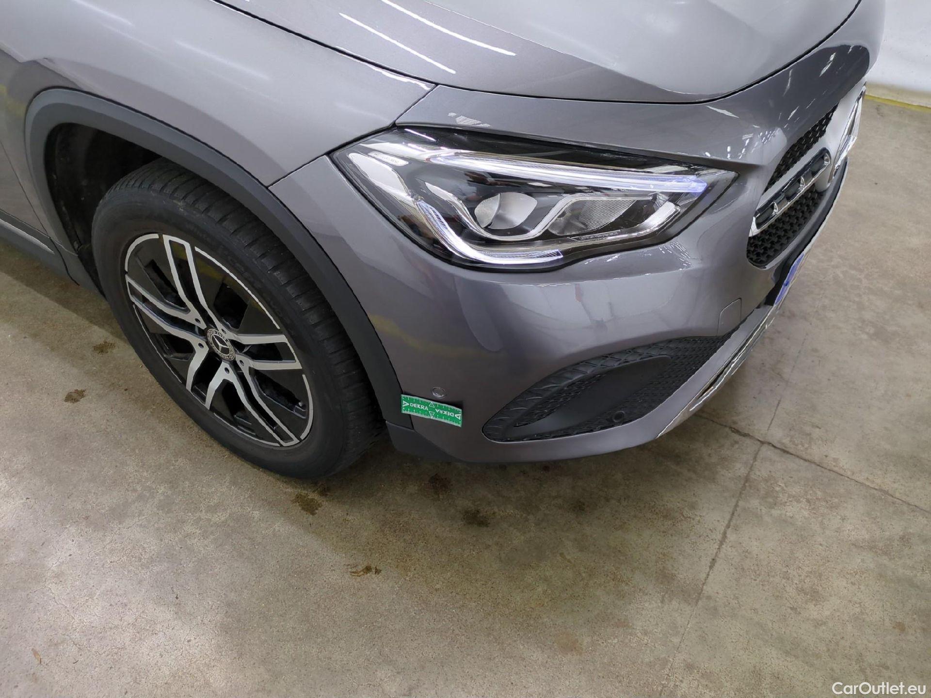  Mercedes  GLA MERCEDES-BENZ  / 2020 / 5P / SUV 1.3  250 e BUSINESS LINE DCT #20