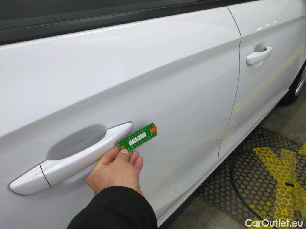  Opel  Corsa  F e Edition Business 50kWh BVA #35