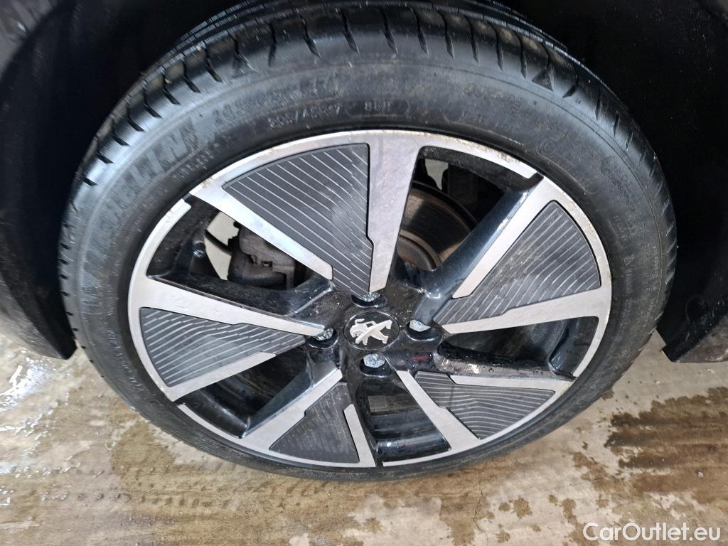  Peugeot  208  (e-) GT 50kWh BVA #1