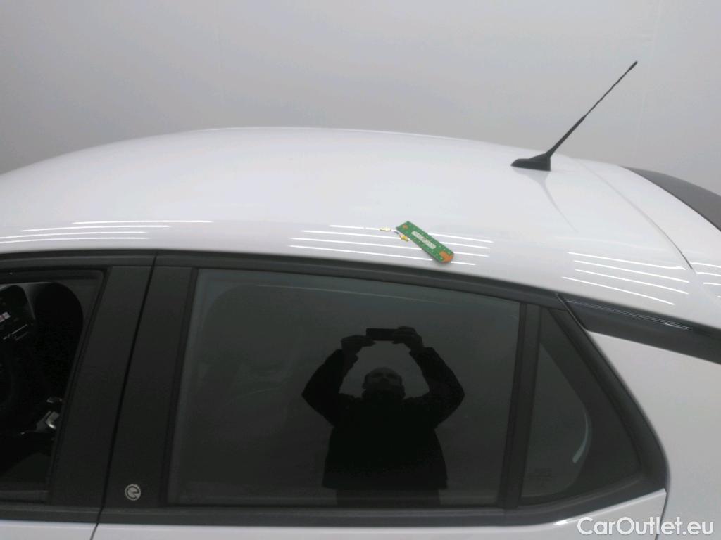  Opel  Corsa  F e Edition Business 50kWh BVA #33